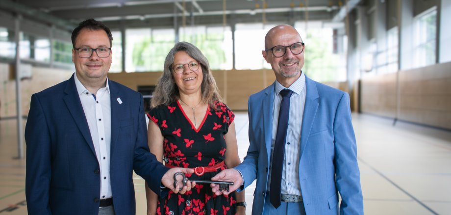 Schlüsselübergabe zur neuen Klebendorfer Sporthalle mit Mensa