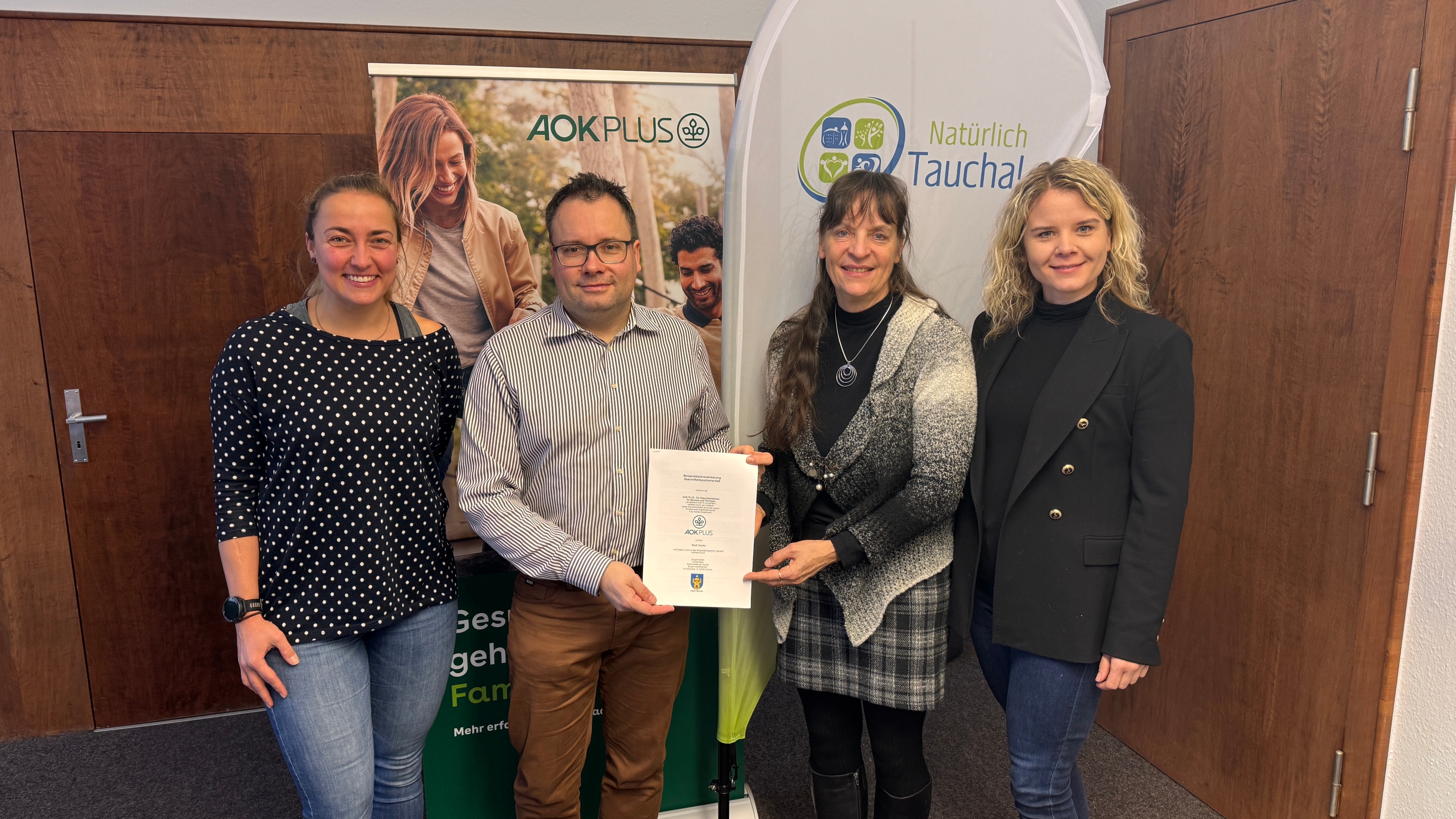 Stadtverwaltung und AOK PLUS besiegeln starke Partnerschaft Stadtverwaltung und AOK PLUS besiegeln starke Partnerschaft